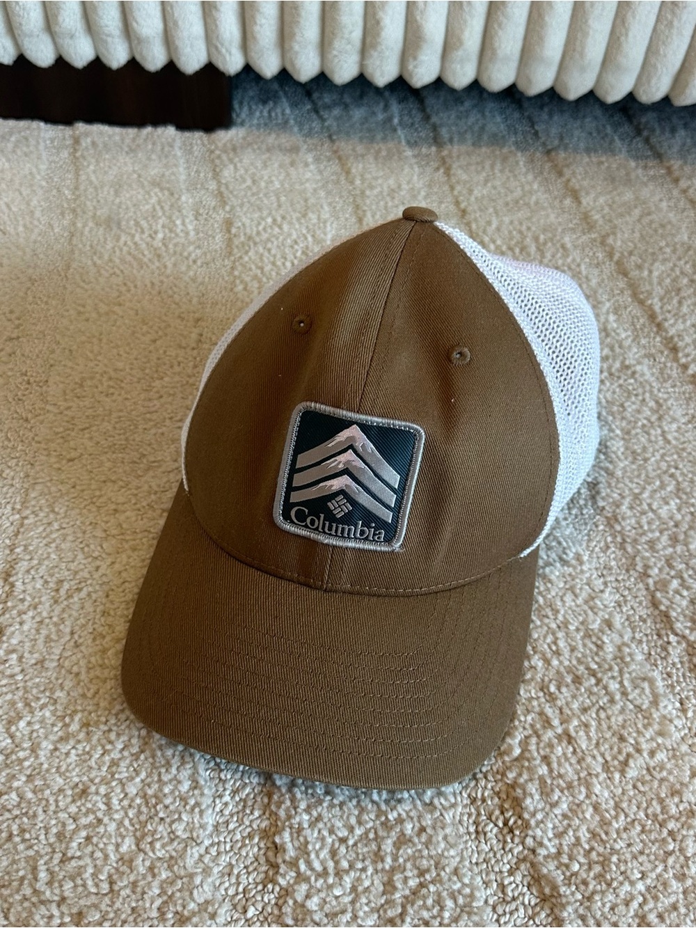 Columbia Sportswear Unisex Mesh Baseball Cap